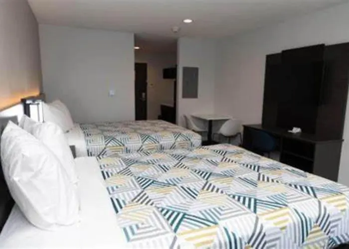 6 Worth Tx Worth Hotel 4*
