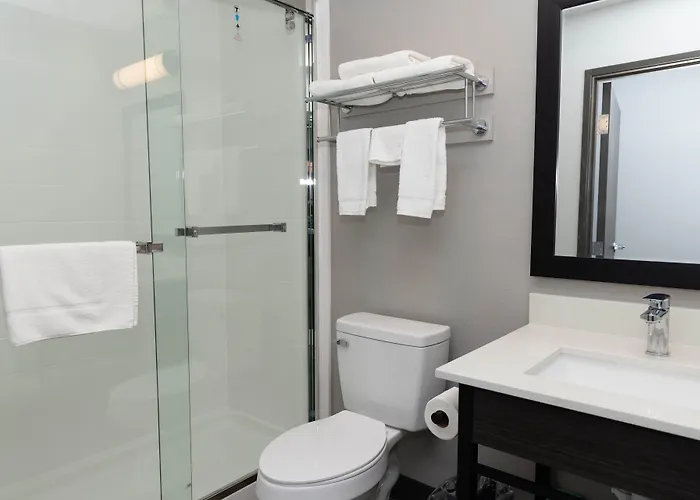 6 Worth Tx Worth Hotel 4*