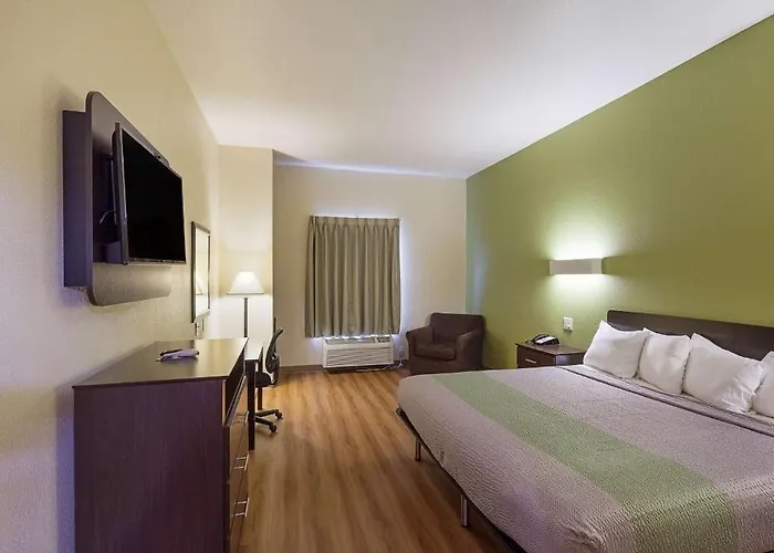 6 Worth Tx Worth Hotel